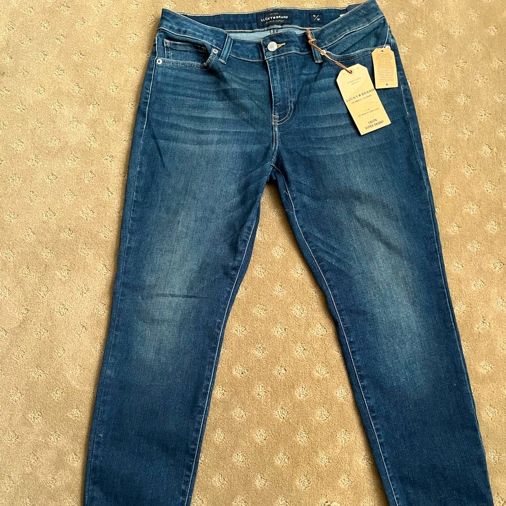Brand new Lolita Lucky Brand Jeans